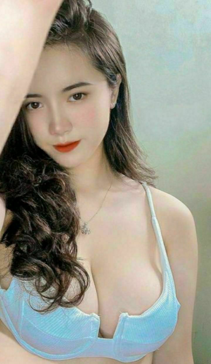 Qua nhà chơi, lén đụ con gái của bạn